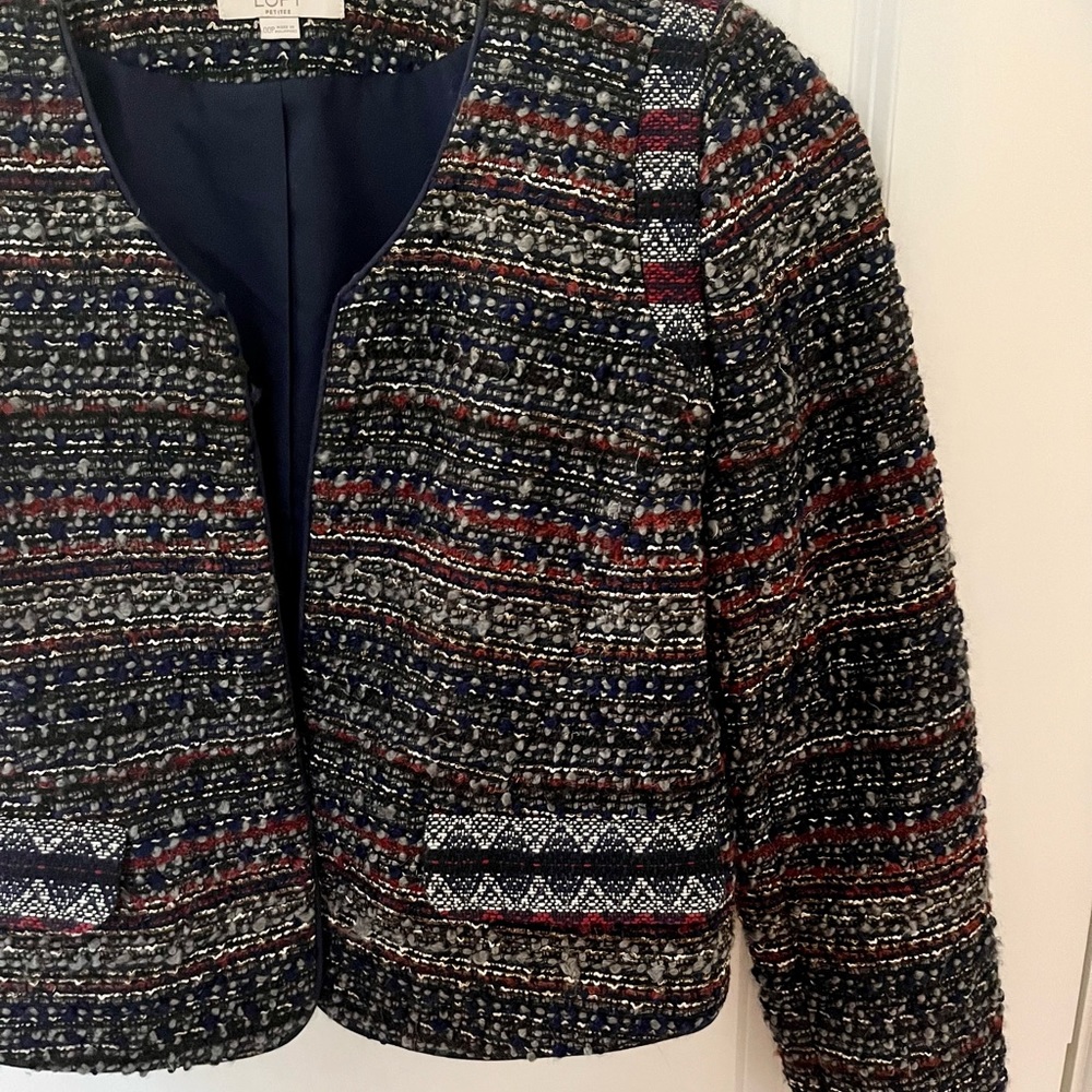 Loft Boucle Pattern Cropped Blazer Jacket - image 4